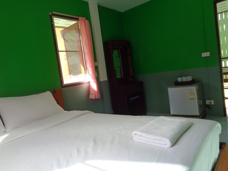 Sarm Mork Guest House Mae Hong Son Extérieur photo