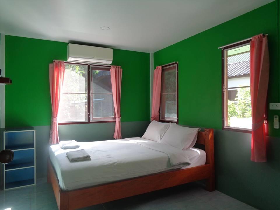 Sarm Mork Guest House Mae Hong Son Extérieur photo